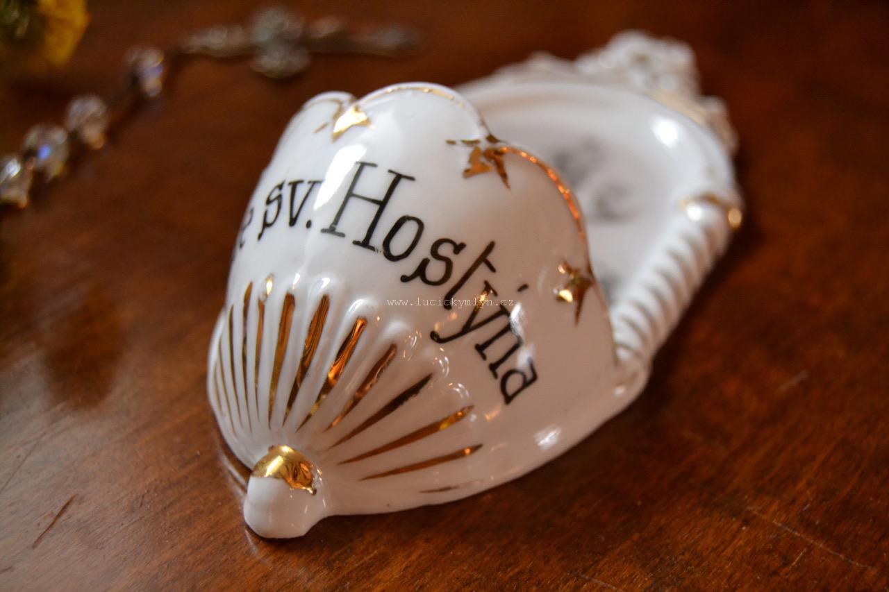 Porcelánová kropenka ze svatého Hostýna