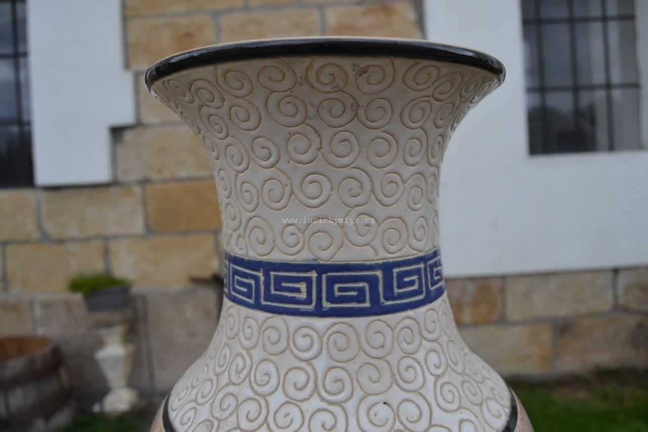 Větší keramická malovaná váza