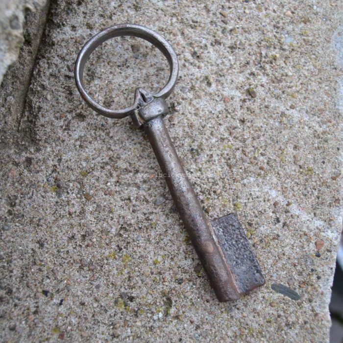 Větší truhlový klíč ze 17. nebo 18. stol.