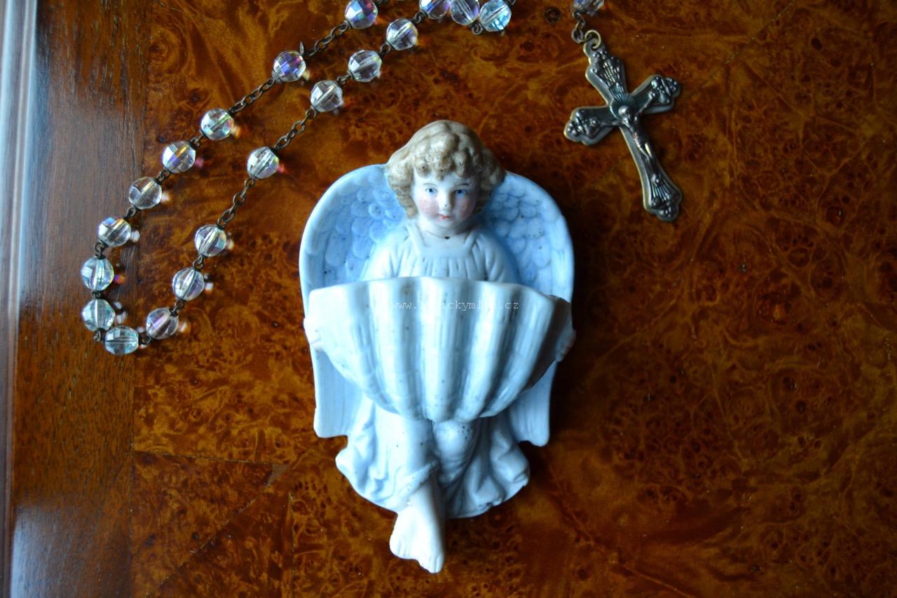 Porcelánová kropenka s roztomilým andílkem