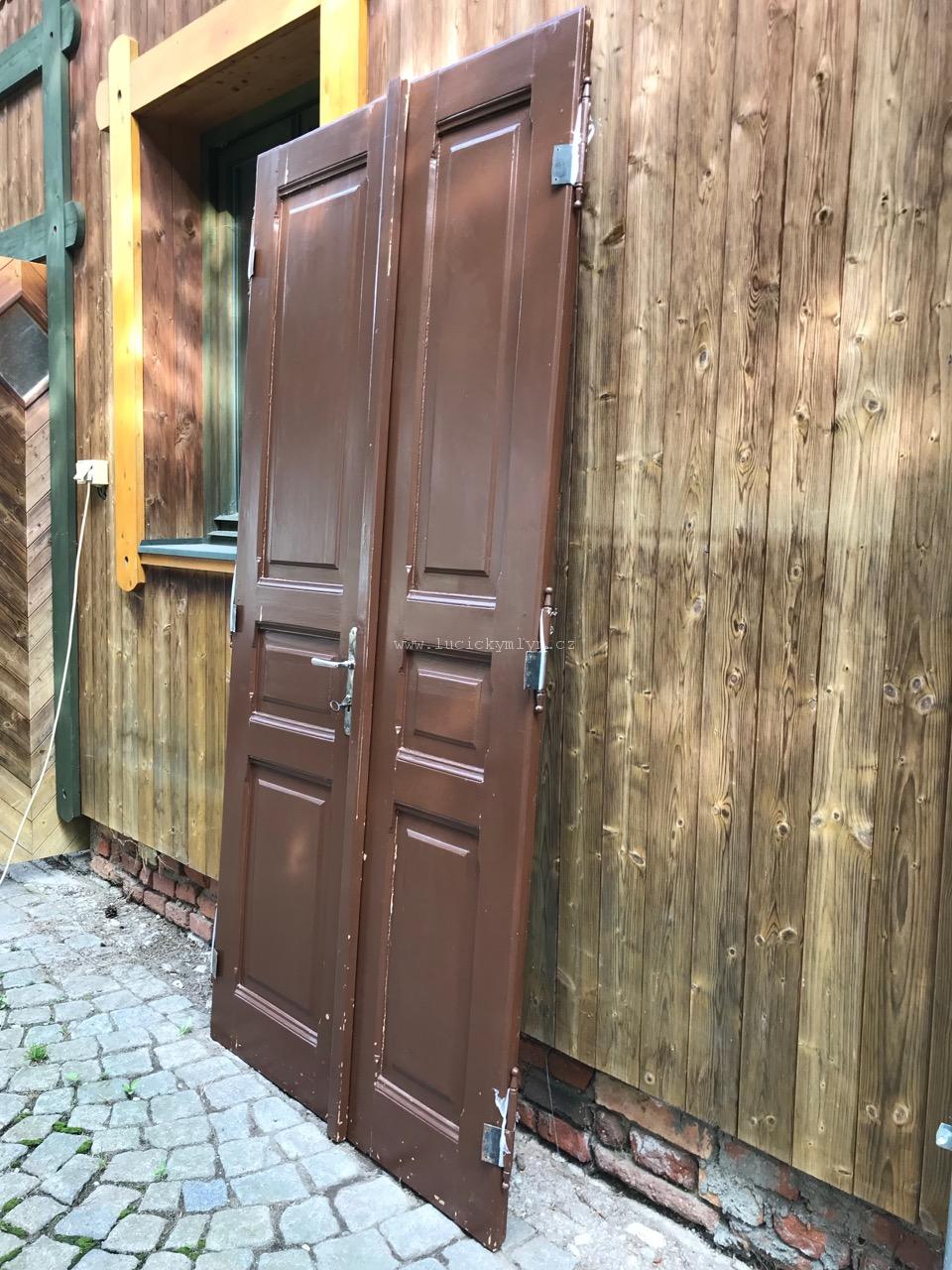 Dvoukřídlé dveře 228×107