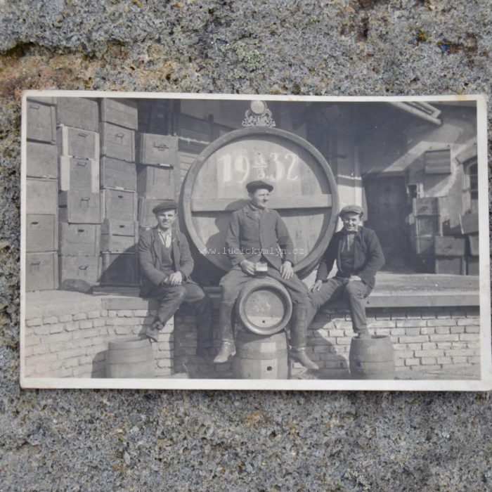Kolekce originálních pohlednic s velmi žádanou pivovarskou tématikou