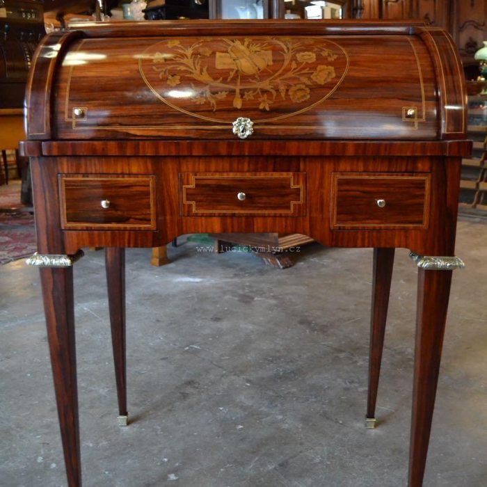 Luxusní dámský cilindrový stolek v klasicistním historizujícím stylu