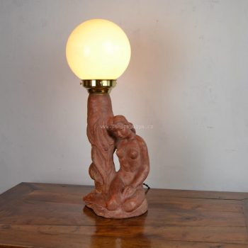 Figurální lampička - dívčí sedící akt z umělecké keramiky