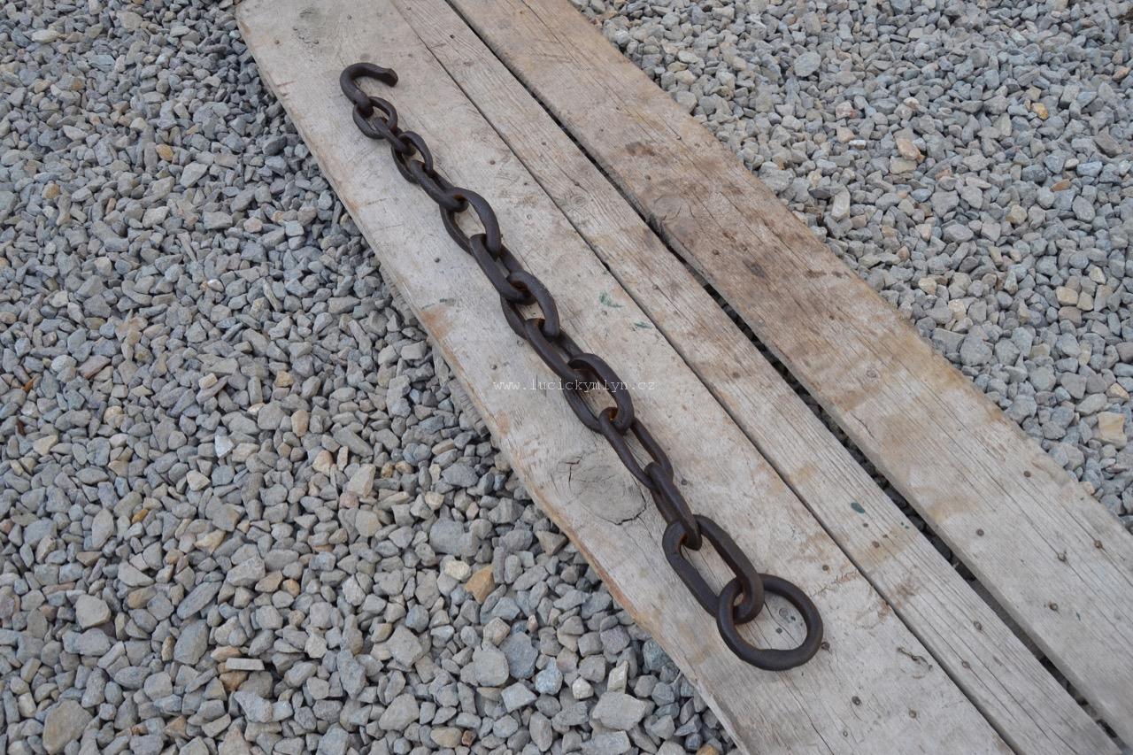 Řetěz - kvalitní ruční kovářská práce z minulých století