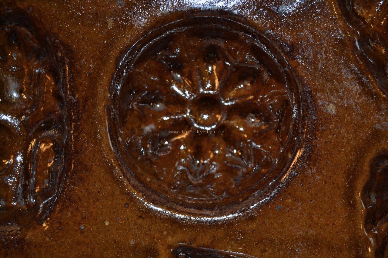 Pečící sdružená forma zvaná benešník - první polovina 19. stol.