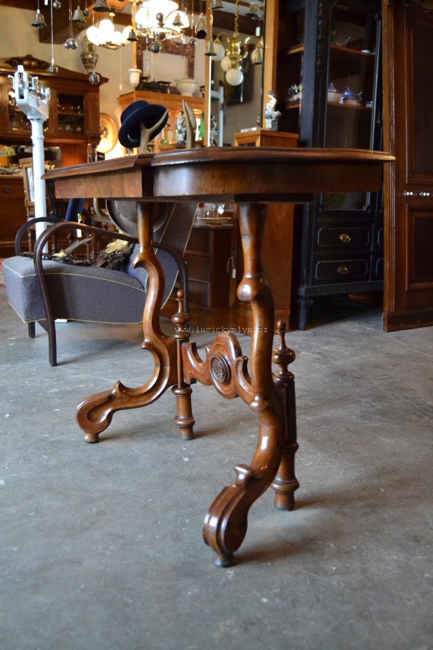 Konzolový stolek ve stylu Louis Philippe