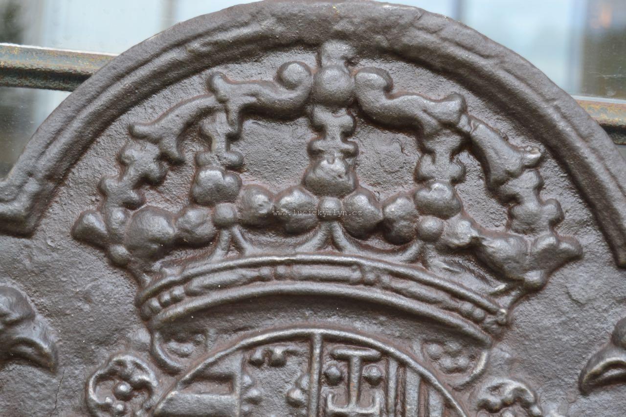 Starožitný knížecí erbovní reliéf, datovaný 1717