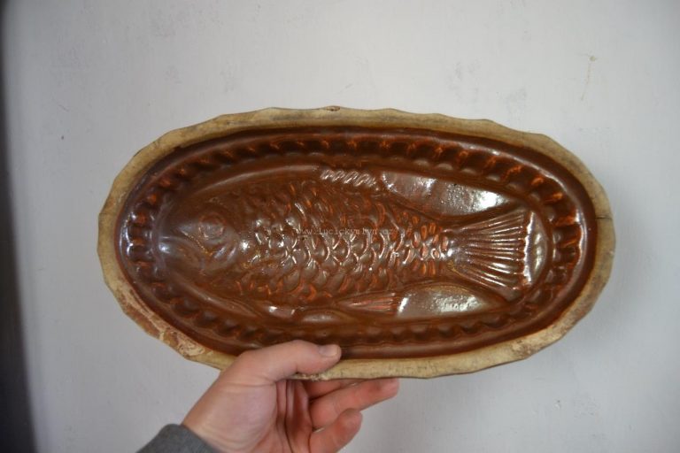Pečící kameninová forma ve tvaru ryby