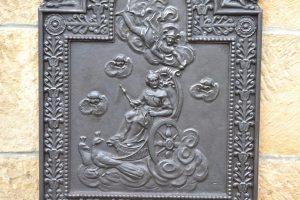 Originální empírový reliéf z umělecké litiny (počátek 19. stol.)