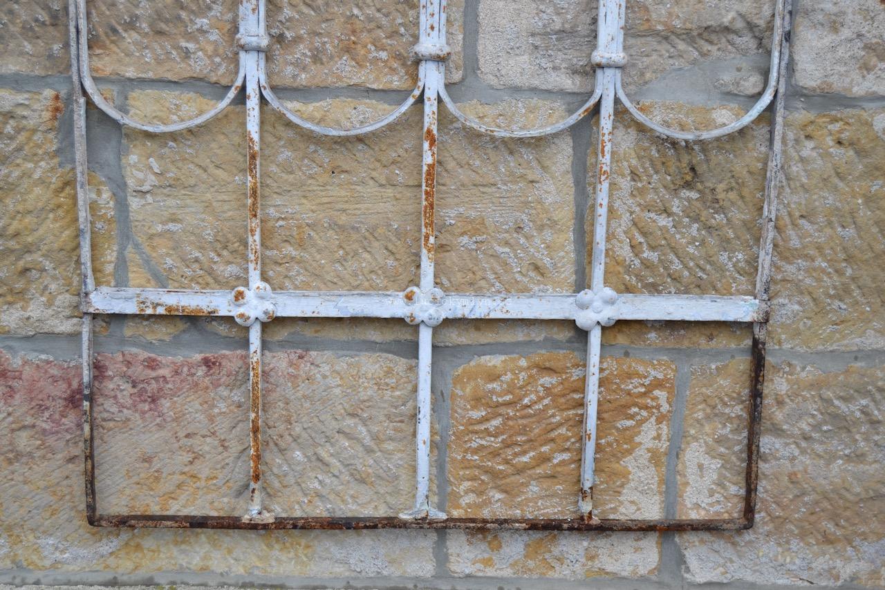 Empírové okenní mříže 3 ks z počátku 19. stol.