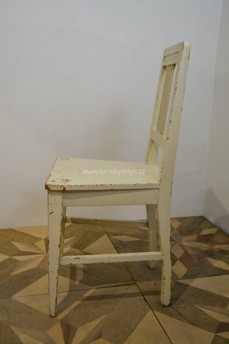 Poctivá kuchyňská židle