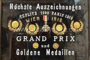Nejvyšší vyznamenání, hlavní ceny a zlaté medaile