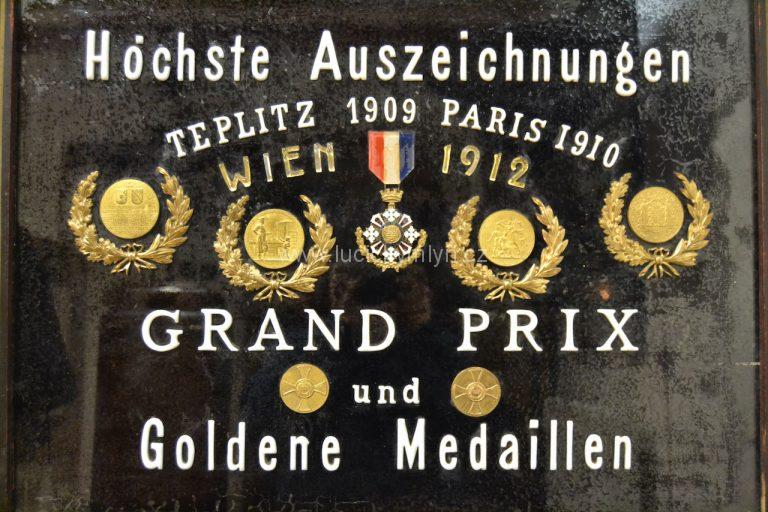 Nejvyšší vyznamenání, hlavní ceny a zlaté medaile