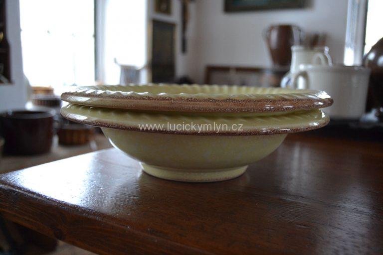 Párové mísy - dekorativní prvorepubliková keramika DITMAR URBACH