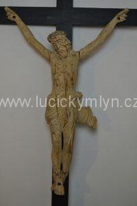 Starožitný ručně řezaný Kristus