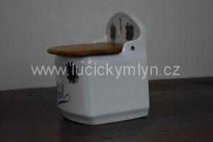 Starožitná závěsná dóza na sůl s oblíbeným motivem rokokových postaviček