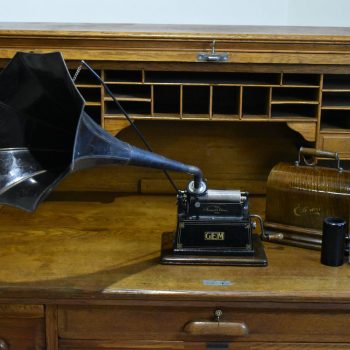 Starožitný Edisonův phonograph