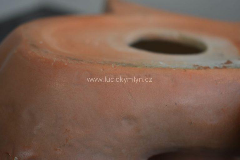 Větší RETRO soška – ženský akt z keramiky