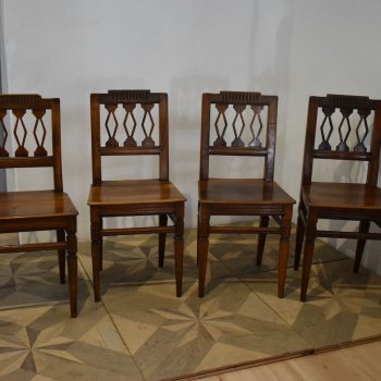 Židle v klasicistním stylu po roce 1780