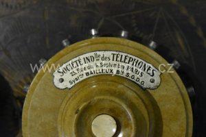 Starožitný nástěnný jedno-linkový telefon Paris