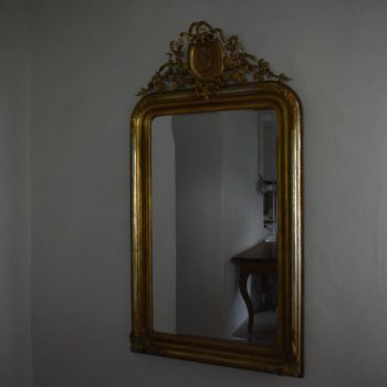 Honosné zlacené zrcadlo