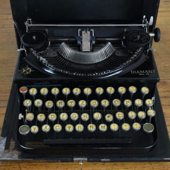Starožitný psací stroj DIAMANT