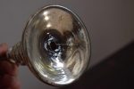 Svícen z foukaného amalgámového skla