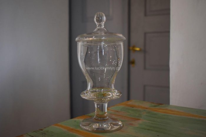 Starožitný skleněný pohárek