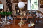 Starožitná stojací lampička
