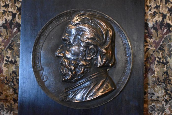 Bronzová plaketa Bedřich Smetana