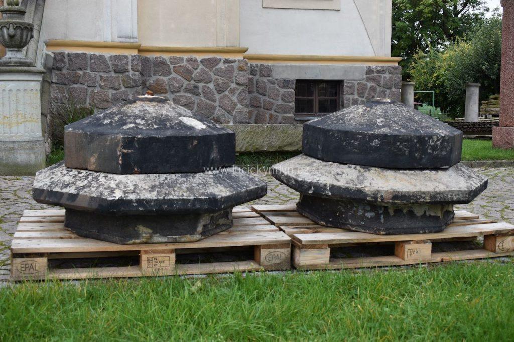 Pár úchvatných osmibokých stříšek