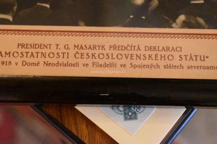 Prezident T.G. Masaryk předčítá deklaraci