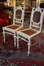 Starožitné jídelní židle - pár v historizujícím ozdobném stylu