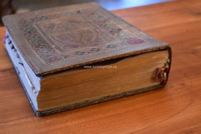 MISSALE ROMANUM - hodnotná originální starožitná kniha