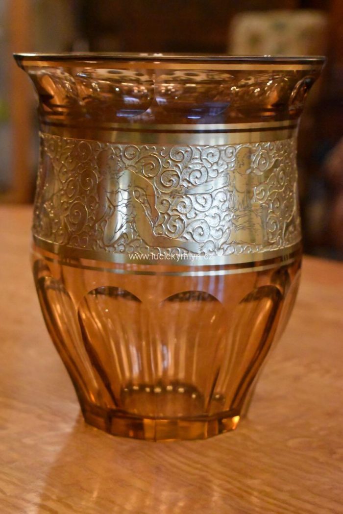 Starožitná prvorepubliková luxusní váza