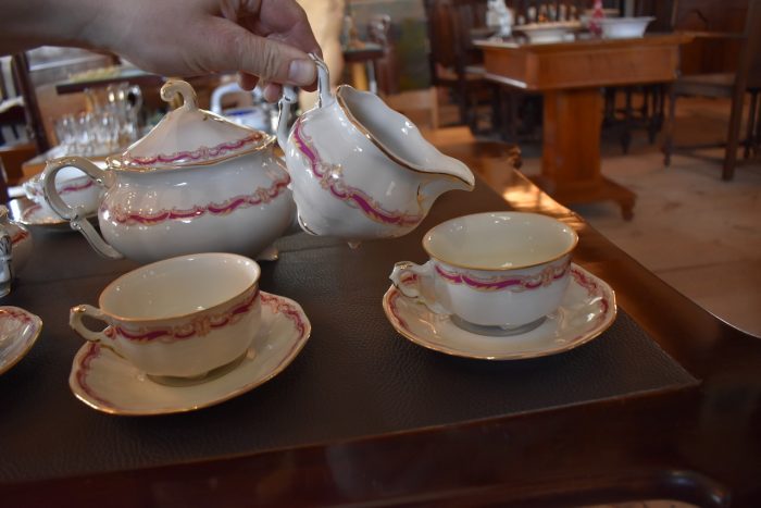 Krásný čajový porcelánový servis pro 6 osob