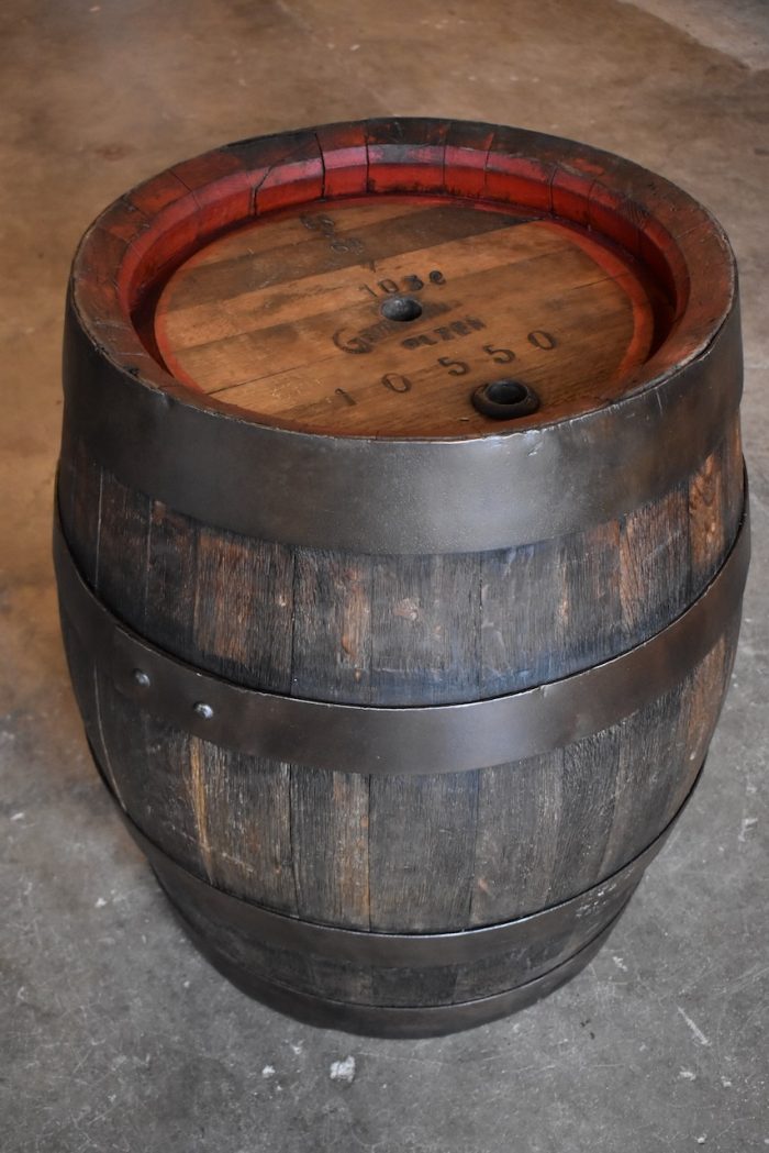 Starožitný, sběratelsky hodnotný pivní dubový sud s originálním značením GAMBRINUS PLZEŇ 103 L