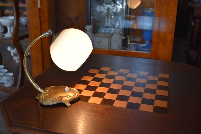 Originální prvorepubliková lampička