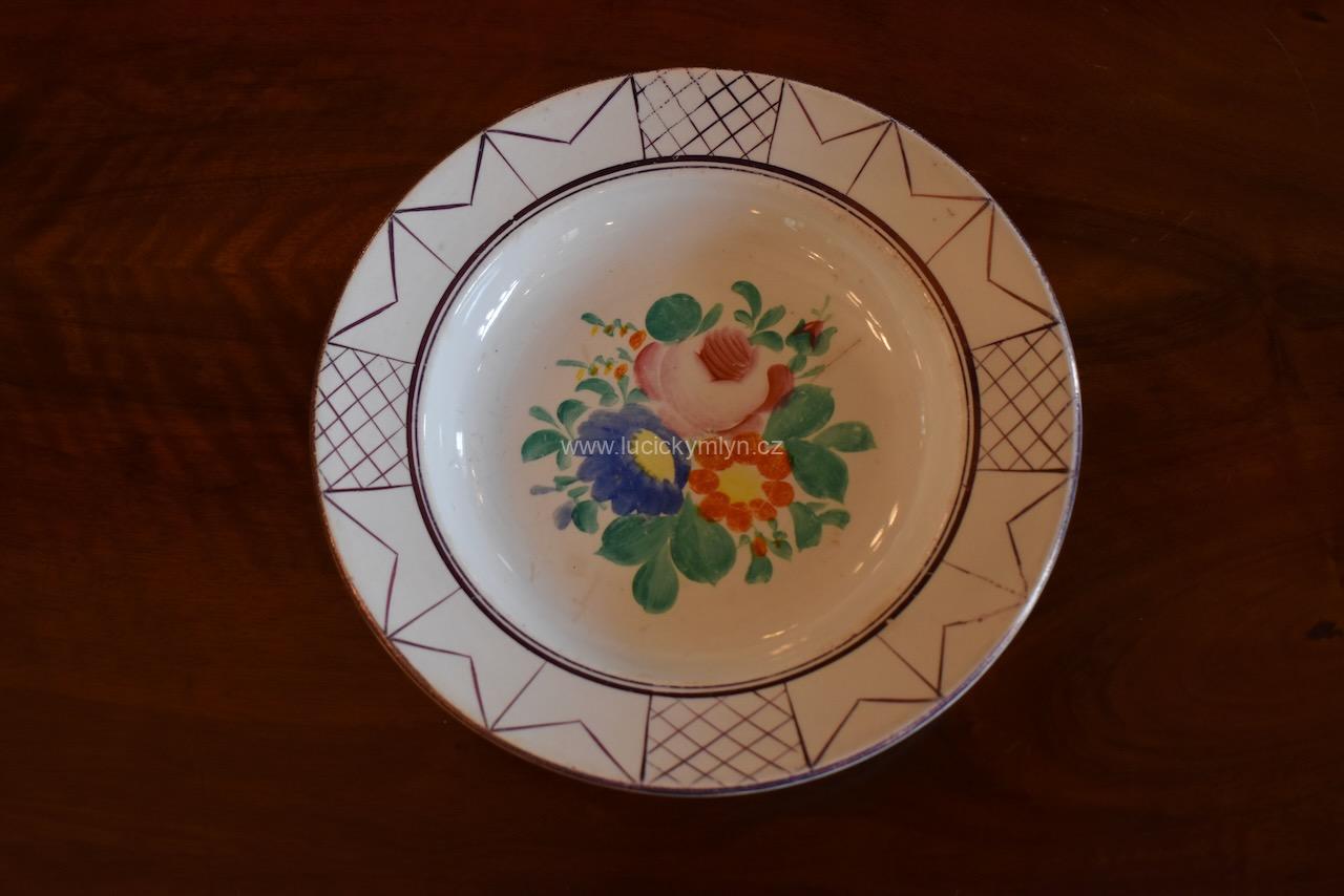 Starožitný talíř L&C.H. HARDTMUTH Starožitný talíř L&C.H. HARDTMUTH