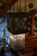 Secesní ověskový lustr či závěsná lucerna na řetízcích