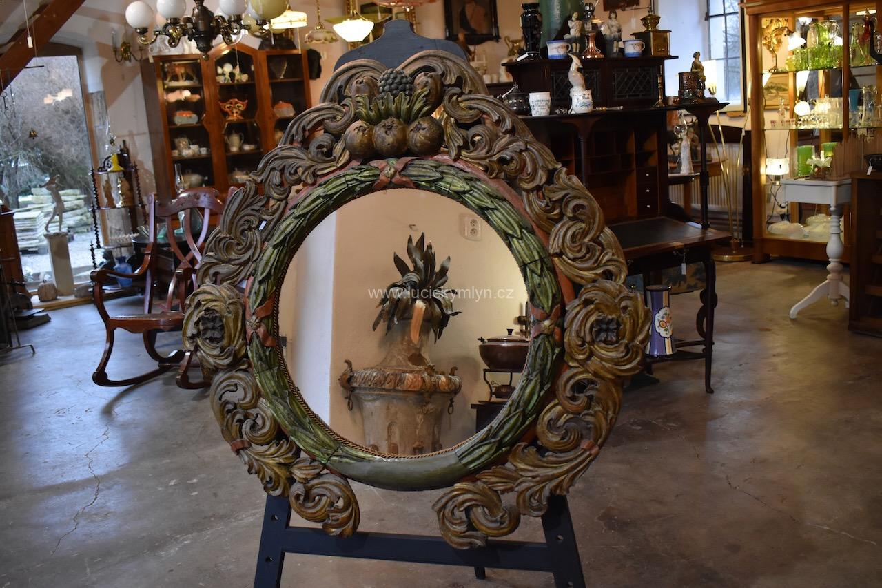 Starožitný zrcadlový rám ze závěru 18. stol. Starožitný zrcadlový rám ze závěru 18. stol.