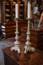 Originální pár krásných starožitných neobarokních svícnů