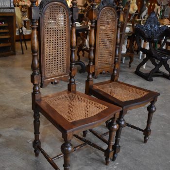 Starožitné ořechové židle - pár v neorenesančním zámeckém stylu