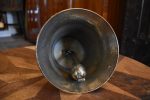 Větší starožitný zvon s datem 1839