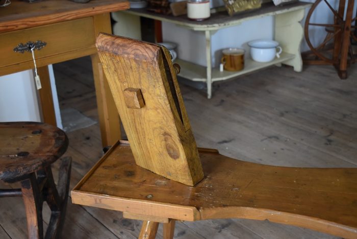 Starožitná řemeslná lavice či verpánek