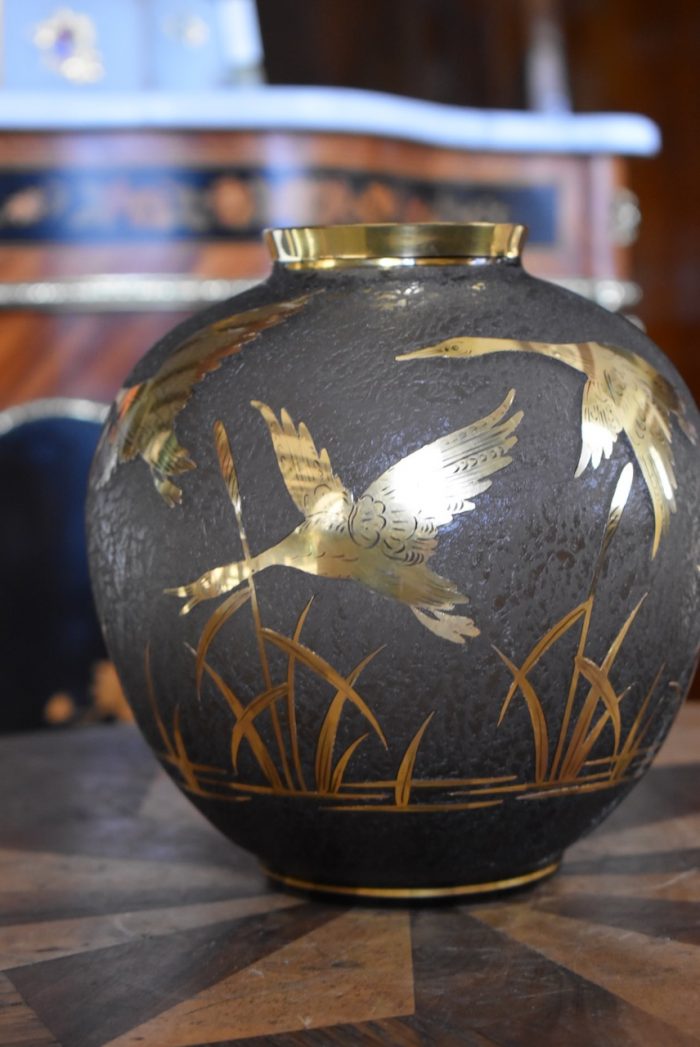 Starožitná váza ve stylu ART-DECO
