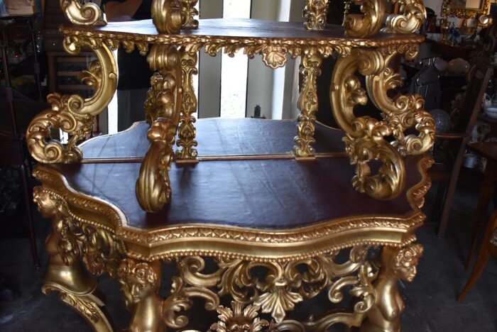 Barokní konzolový stůl se zrcadlovou nástavbou