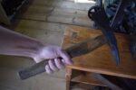 Středně velká starožitná hasičská sekerka