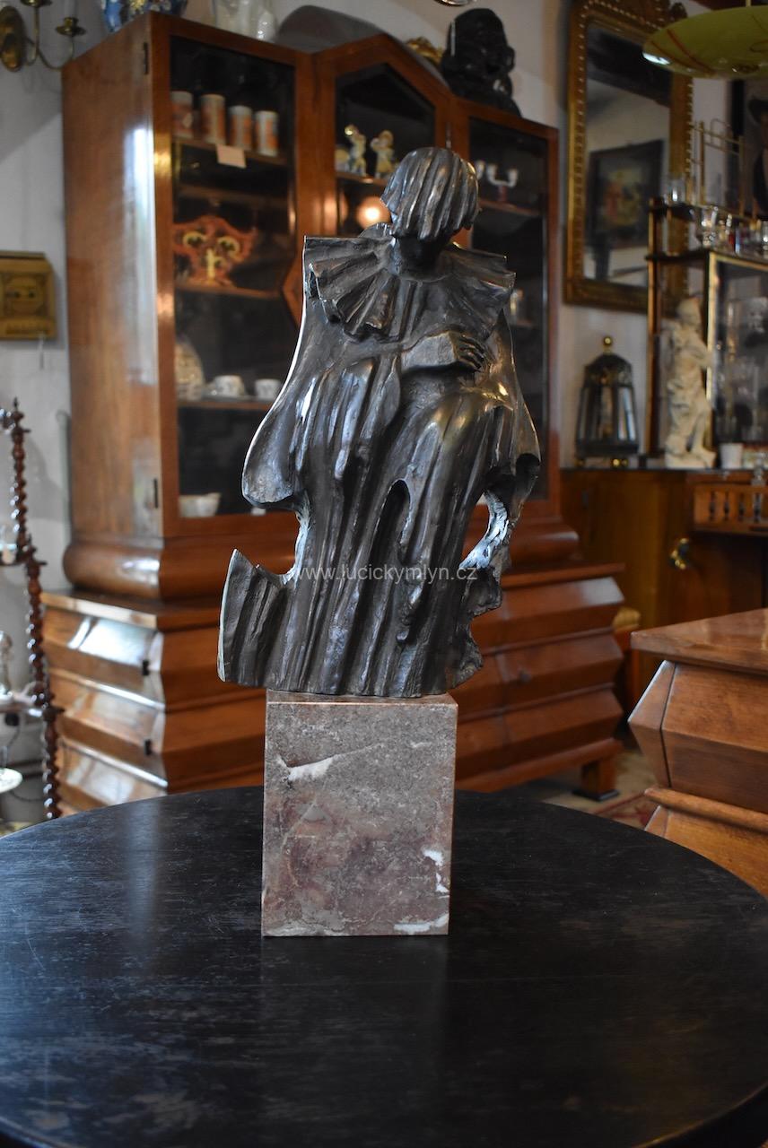Originální starožitná soška harlekýna Originální starožitná soška harlekýna
